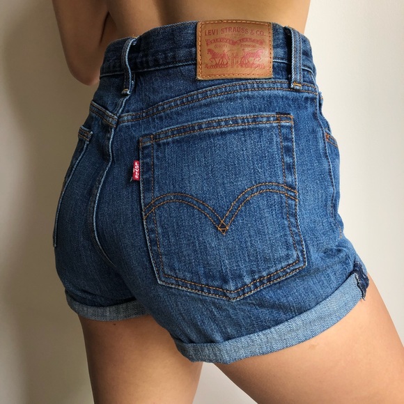 Levi's Pants - Levi’s Wedgie Shorts